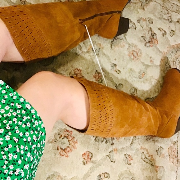 RESTOCKED!! NELLIE BOOTS COGNAC - Picture 3 of 11